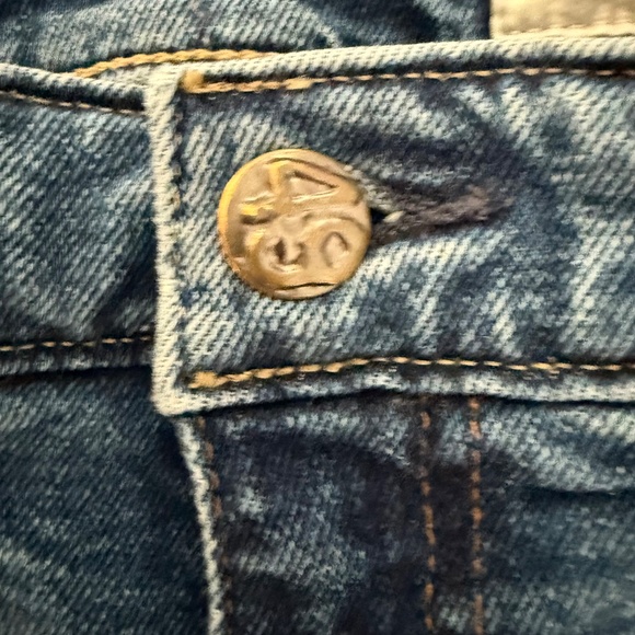 AG Women’s Ex-Boyfriend Slouchy Slim Jeans - Picture 6 of 16